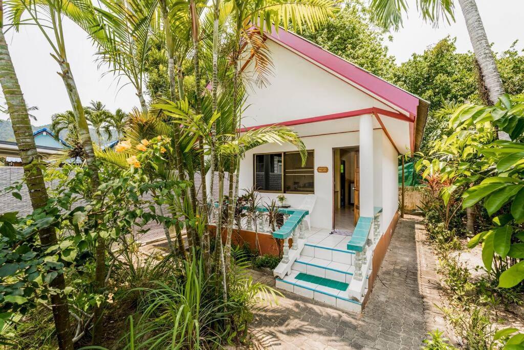 バンタオビーチ Baan Coconutヴィラ エクステリア 写真